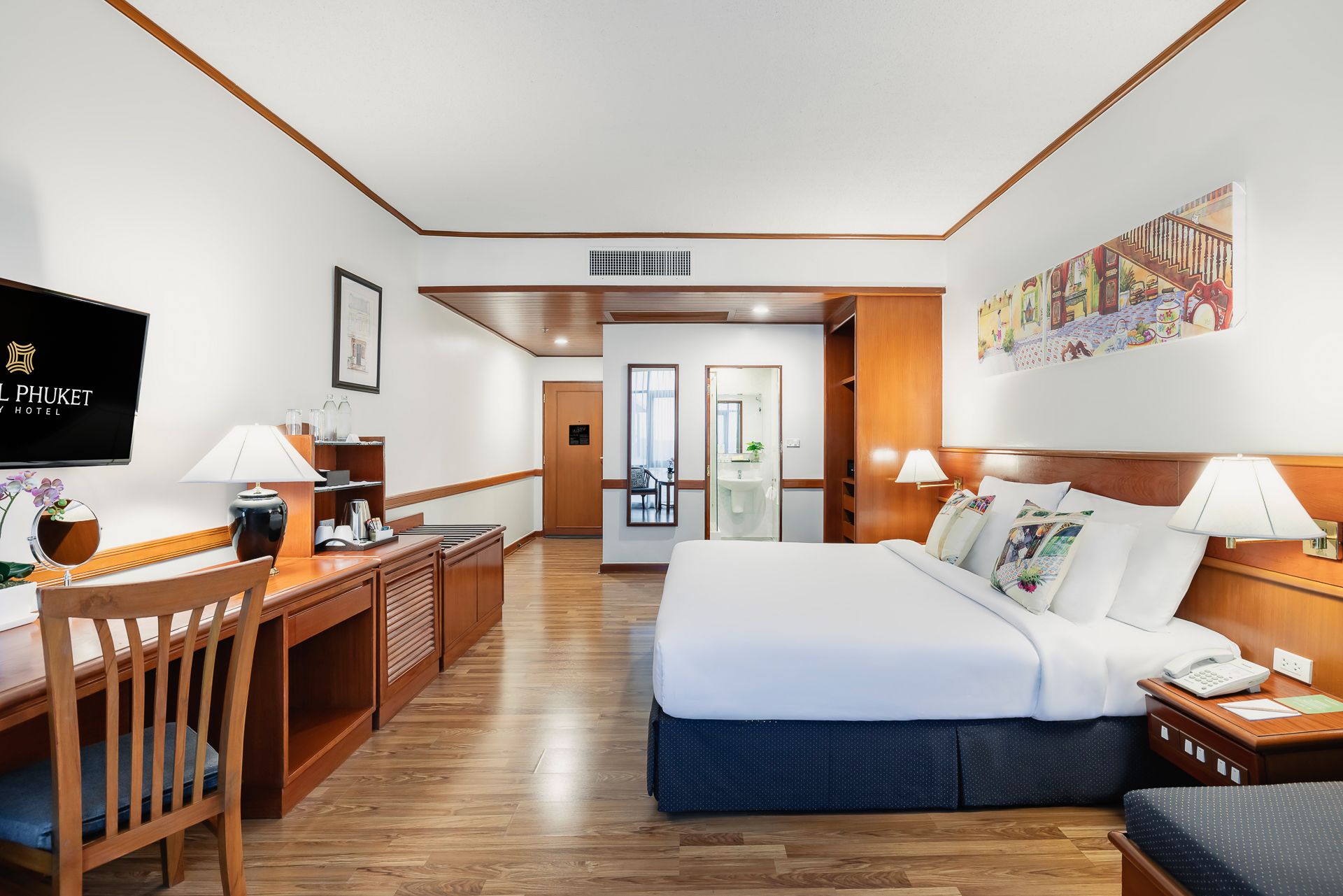room detail thumbnail 1