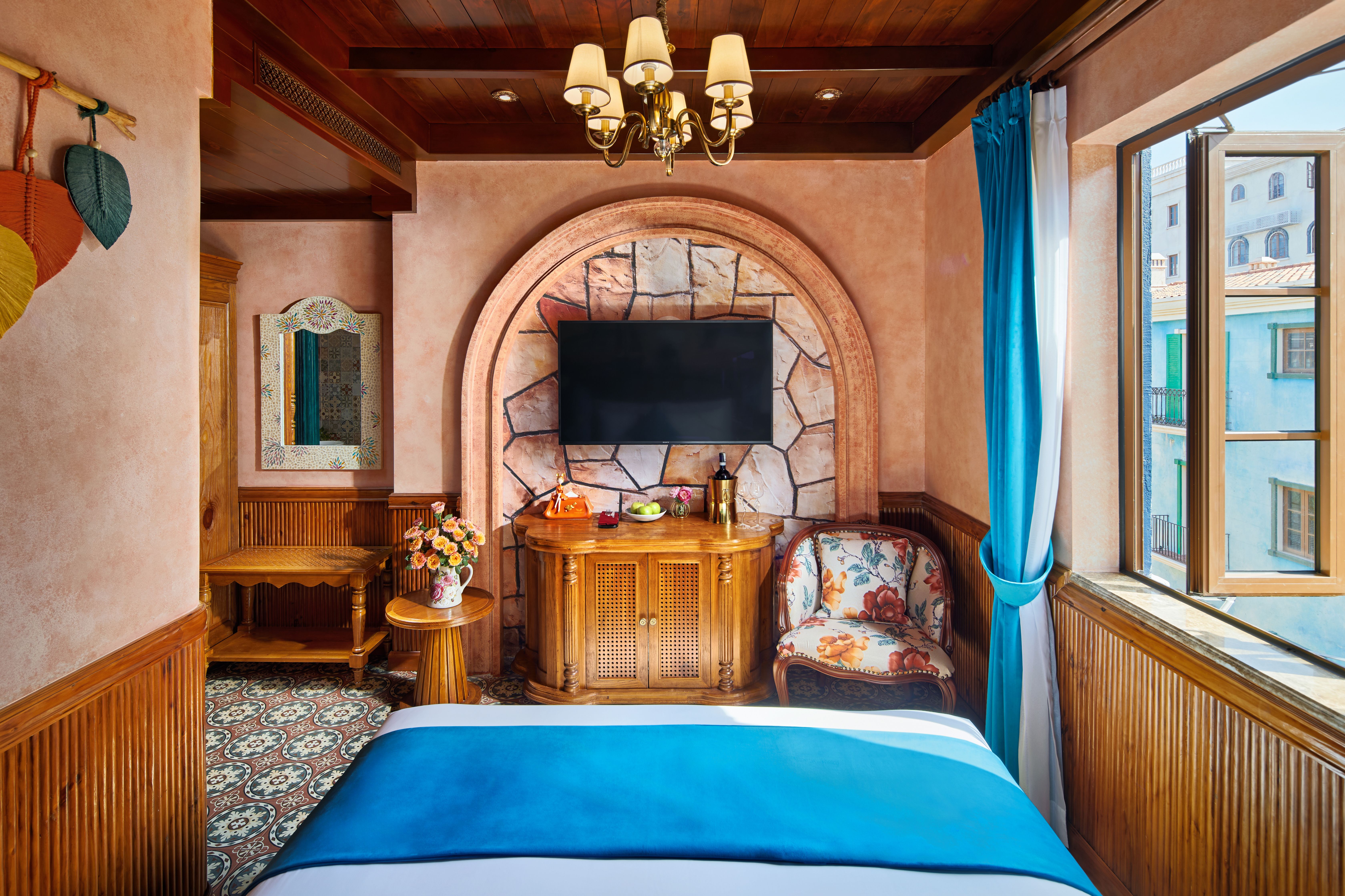 room detail thumbnail 1