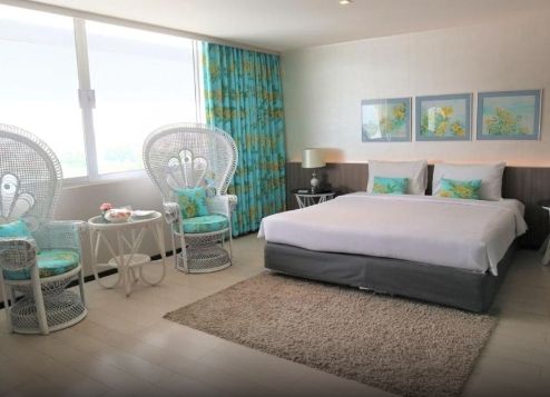 room detail thumbnail 2