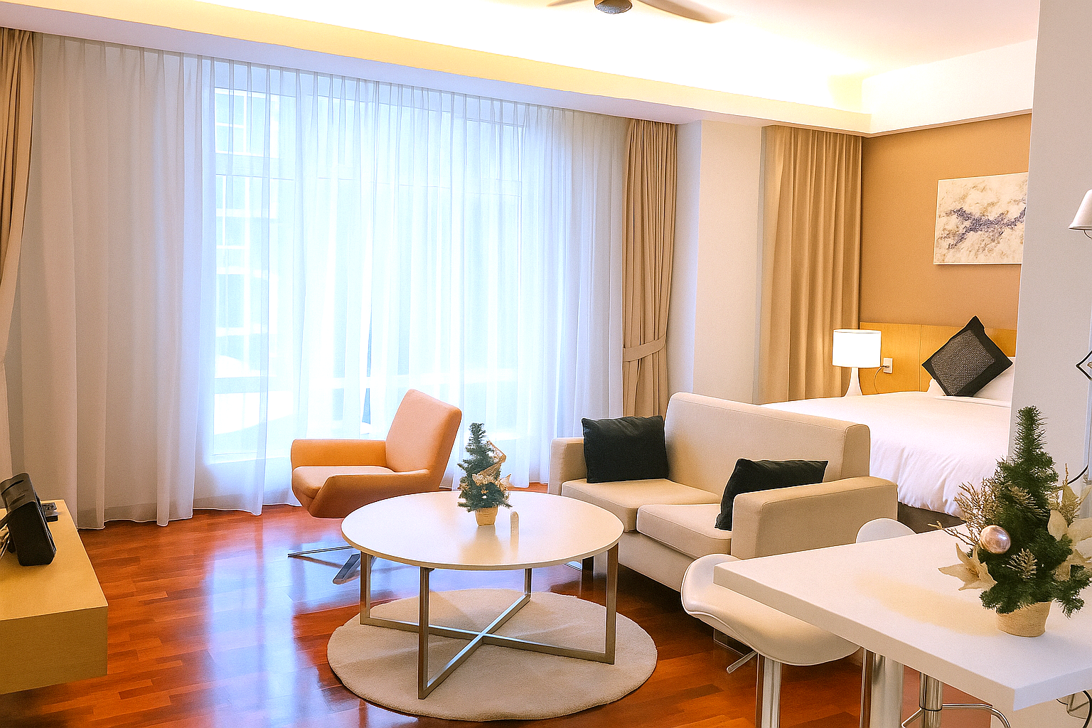 room detail thumbnail 1