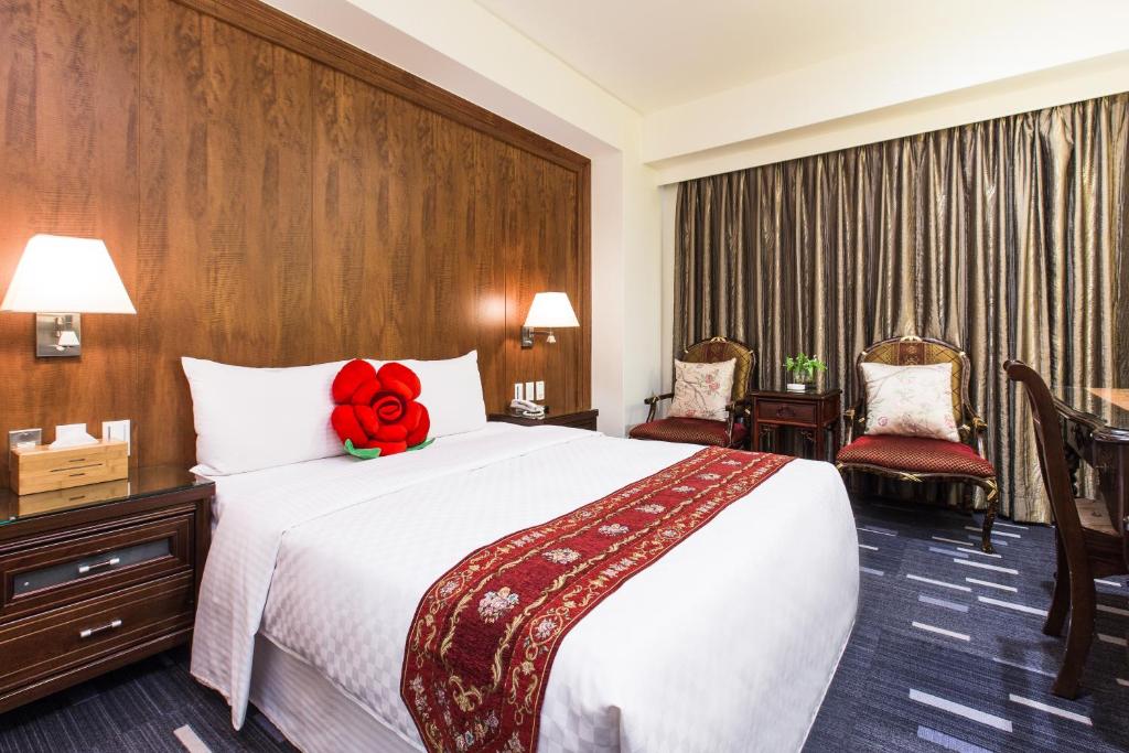 room detail thumbnail 0