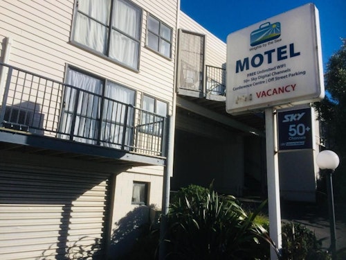 Wrights By The Sea Motel thumbnail