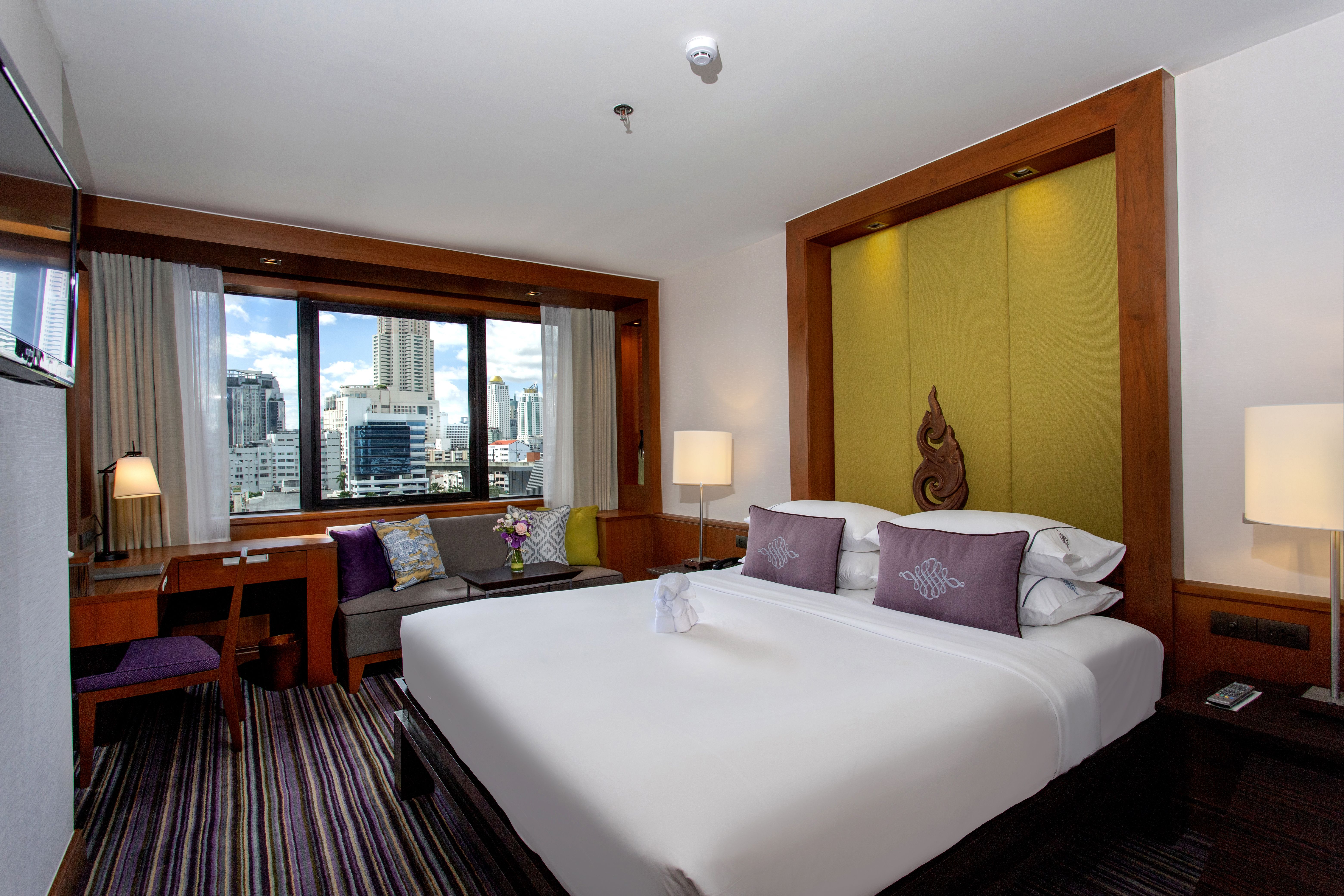 room detail thumbnail 1