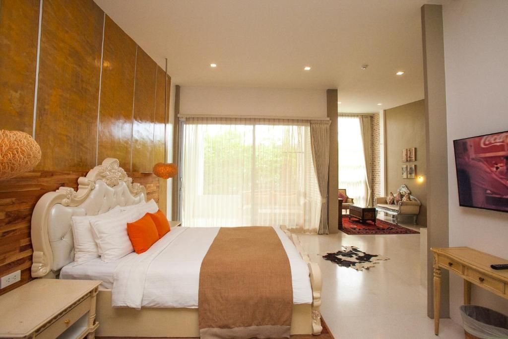 room detail thumbnail 0