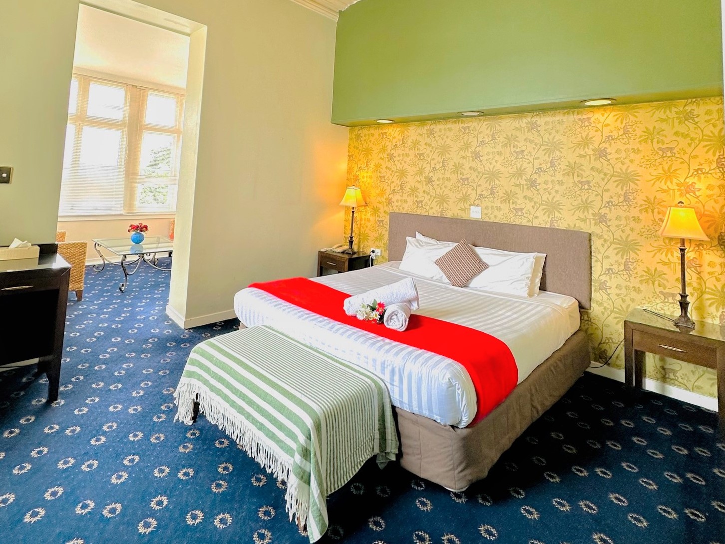 room detail thumbnail 1