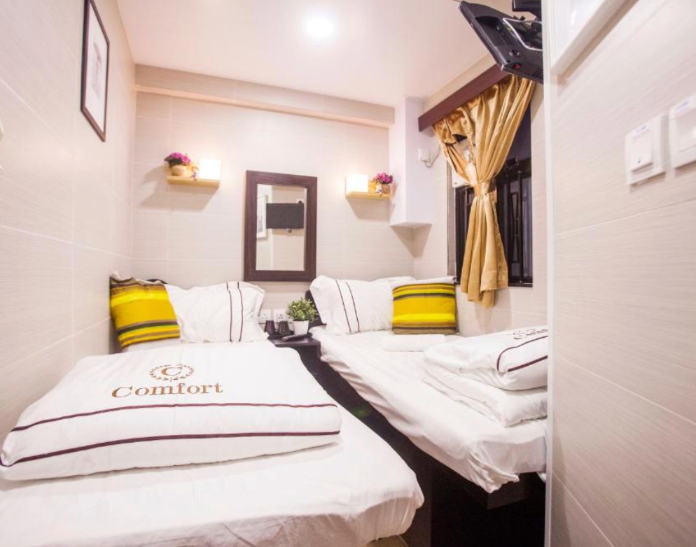 room detail thumbnail 1