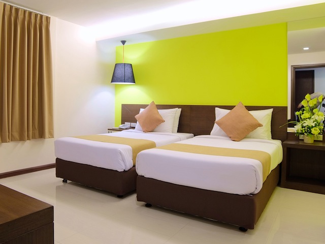 room detail thumbnail 1