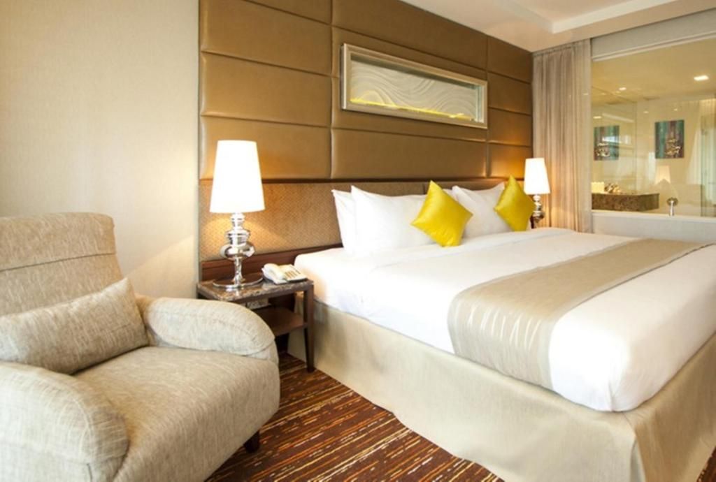 room detail thumbnail 0