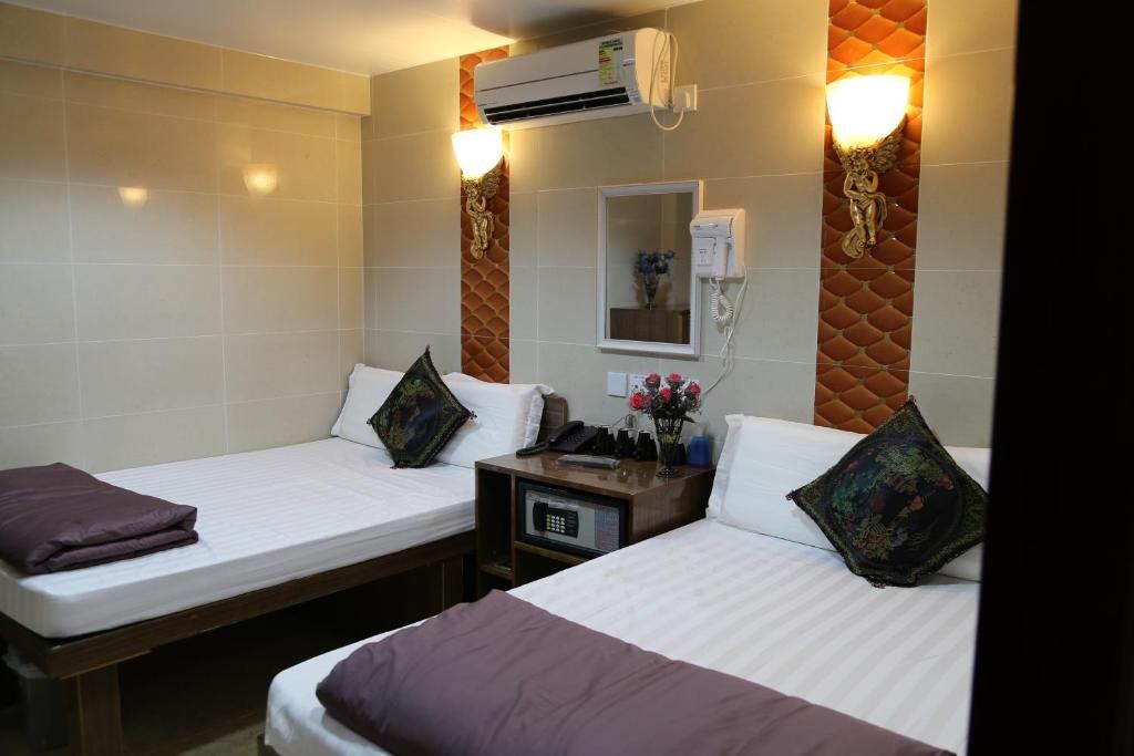 room detail thumbnail 0