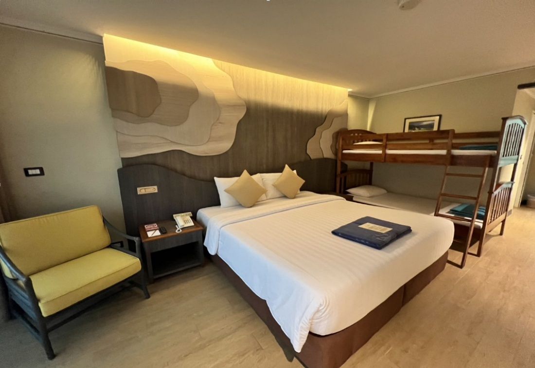 room detail thumbnail 0