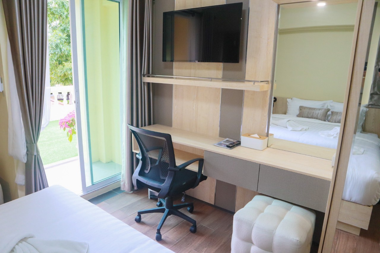 room detail thumbnail 0