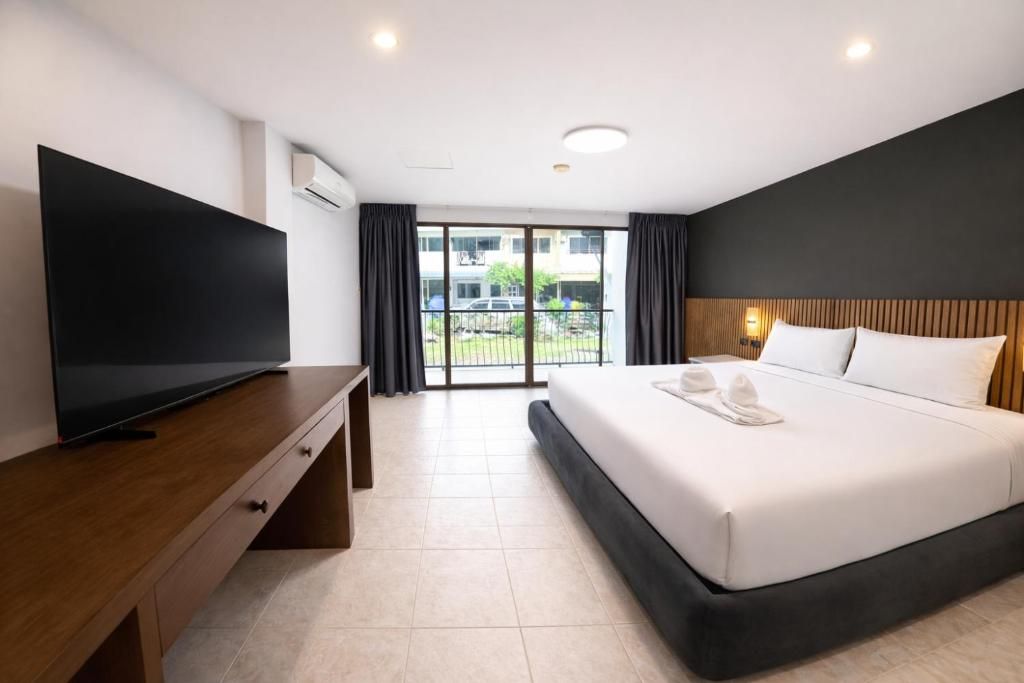 room detail thumbnail 0