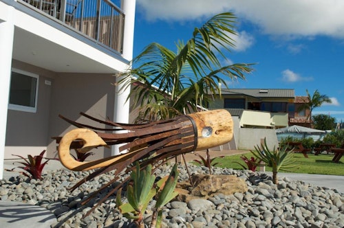 Baileys at the Beach Motel thumbnail