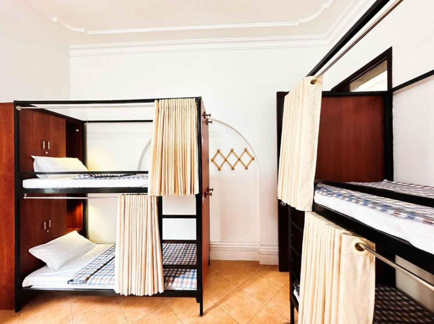 room detail thumbnail 0