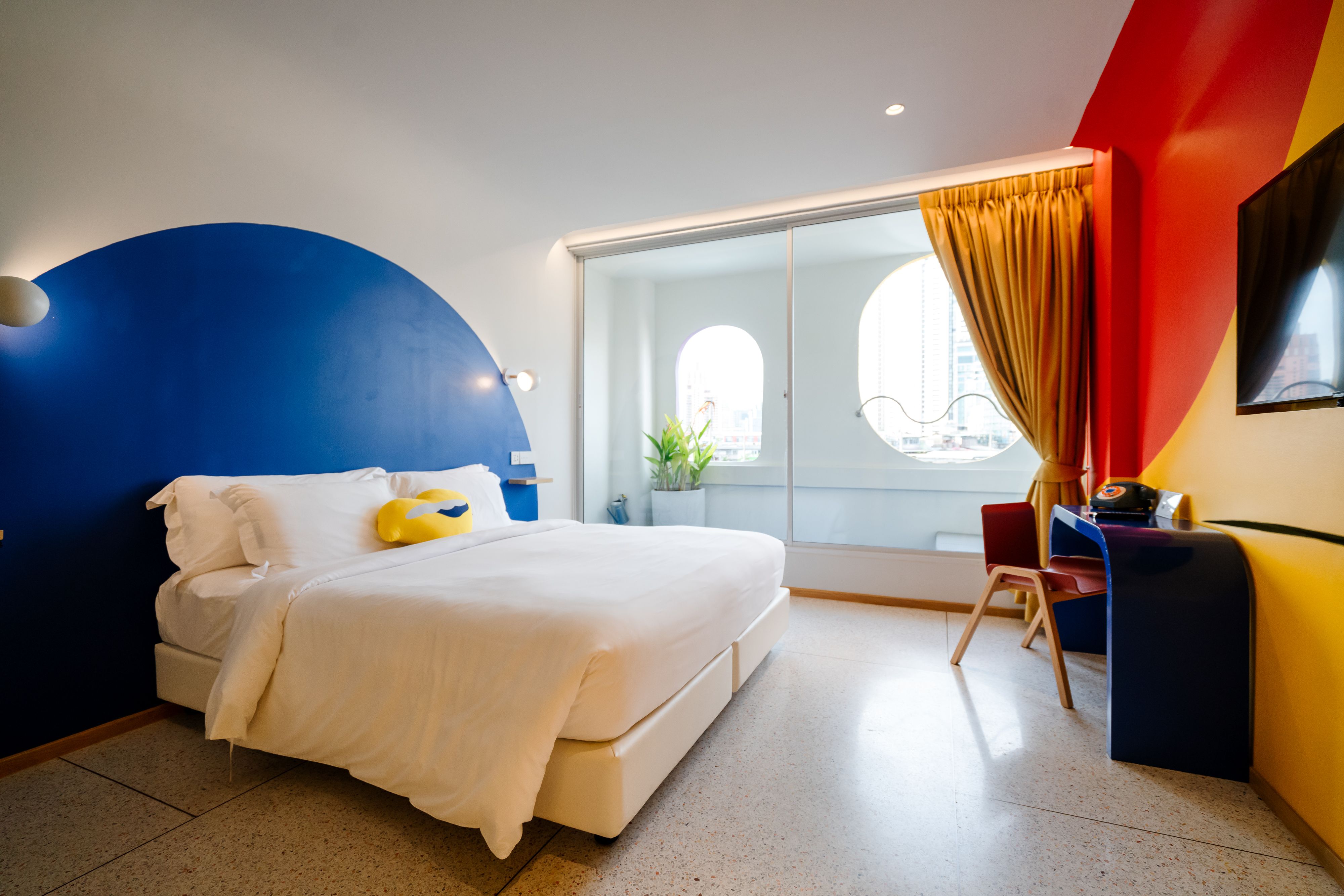 room detail thumbnail 0