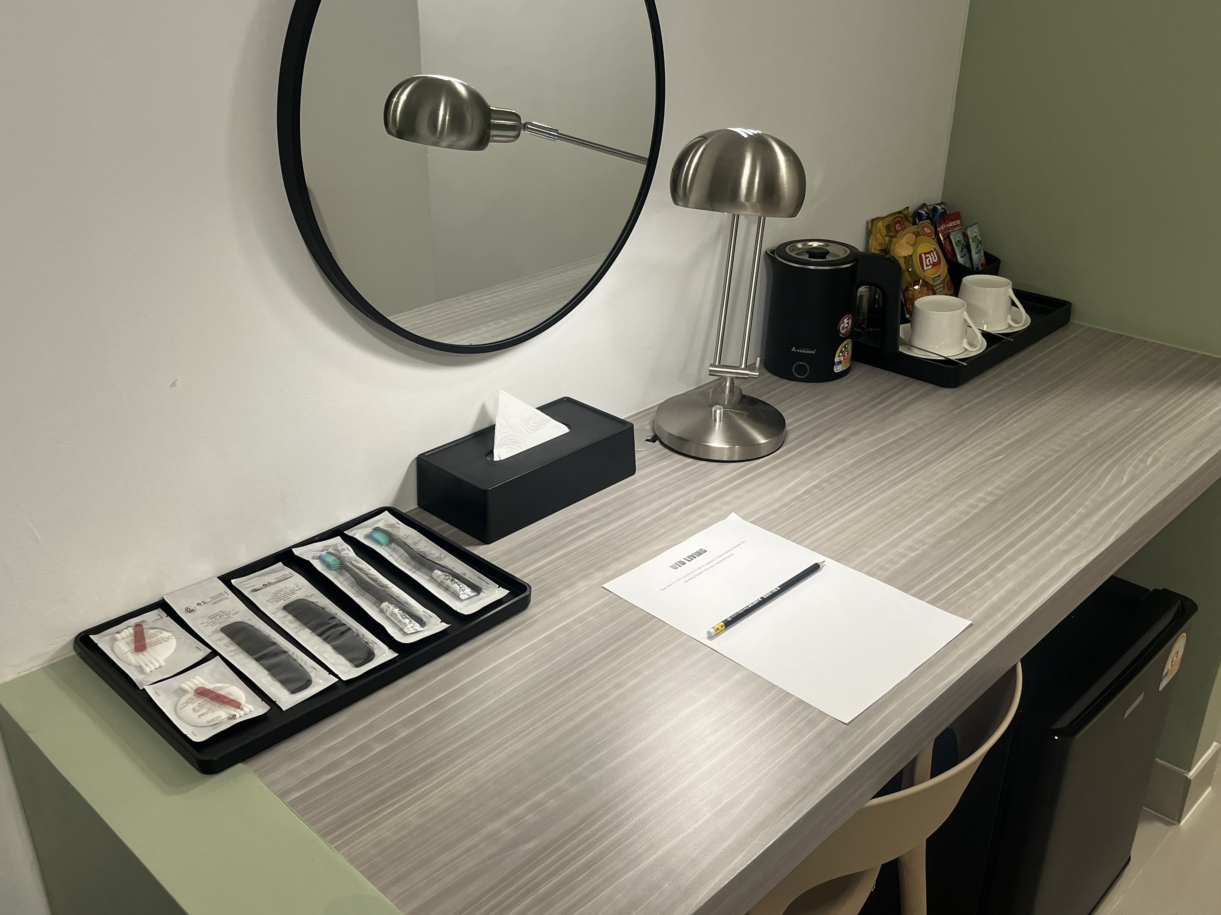 room detail thumbnail 1