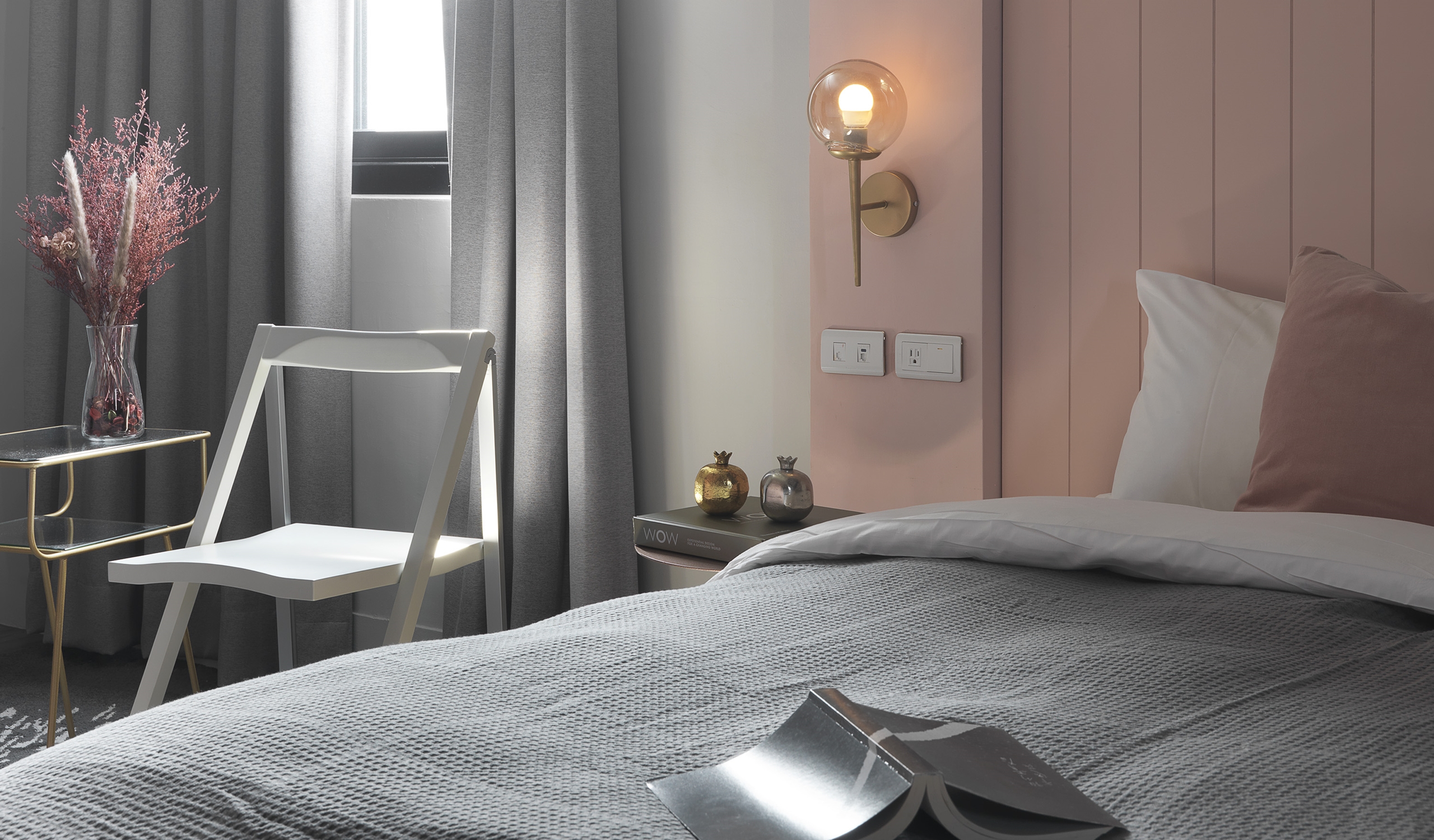room detail thumbnail 1