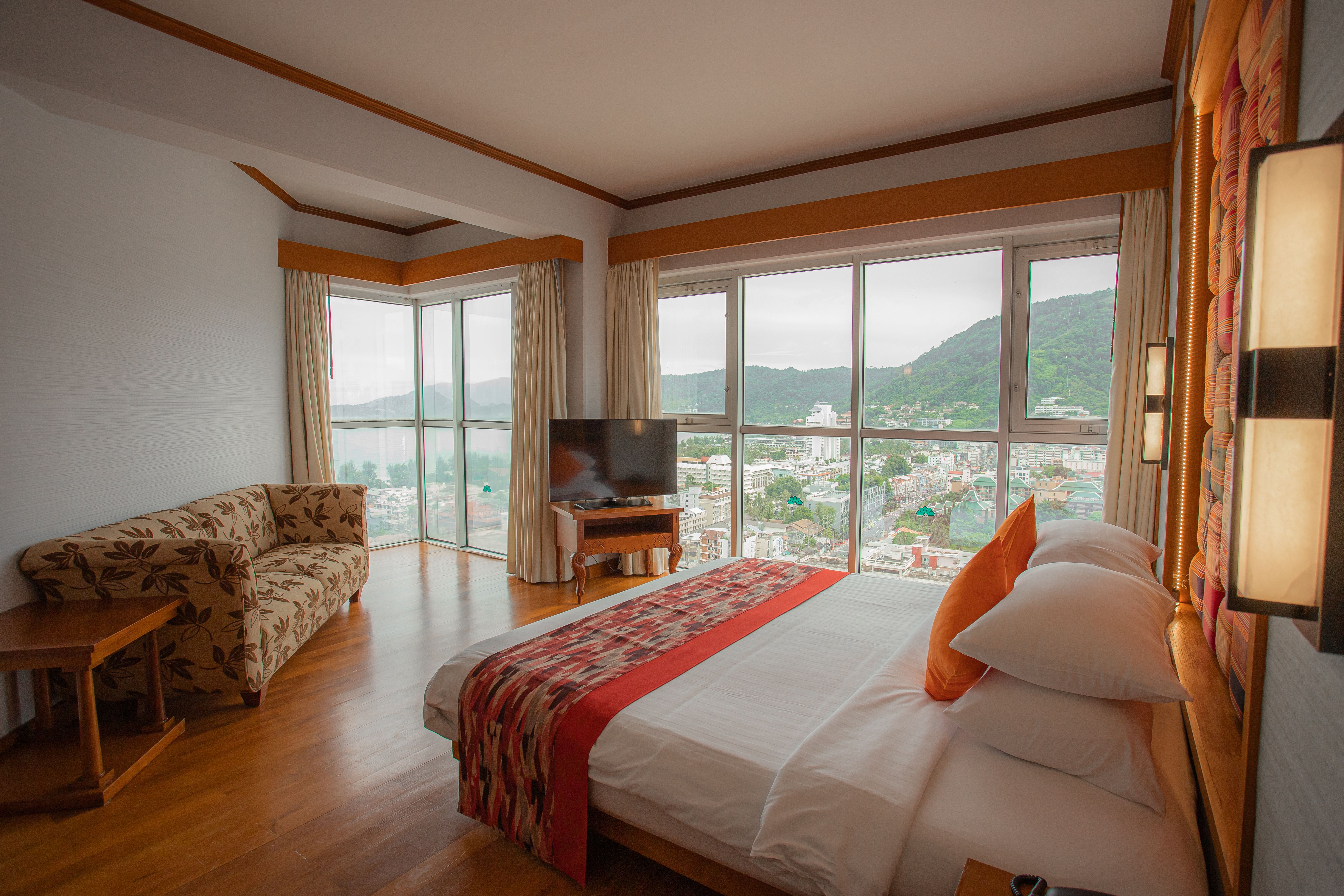 room detail thumbnail 0