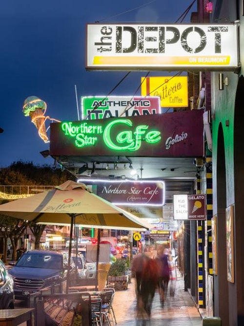 Boulevard On Beaumont thumbnail