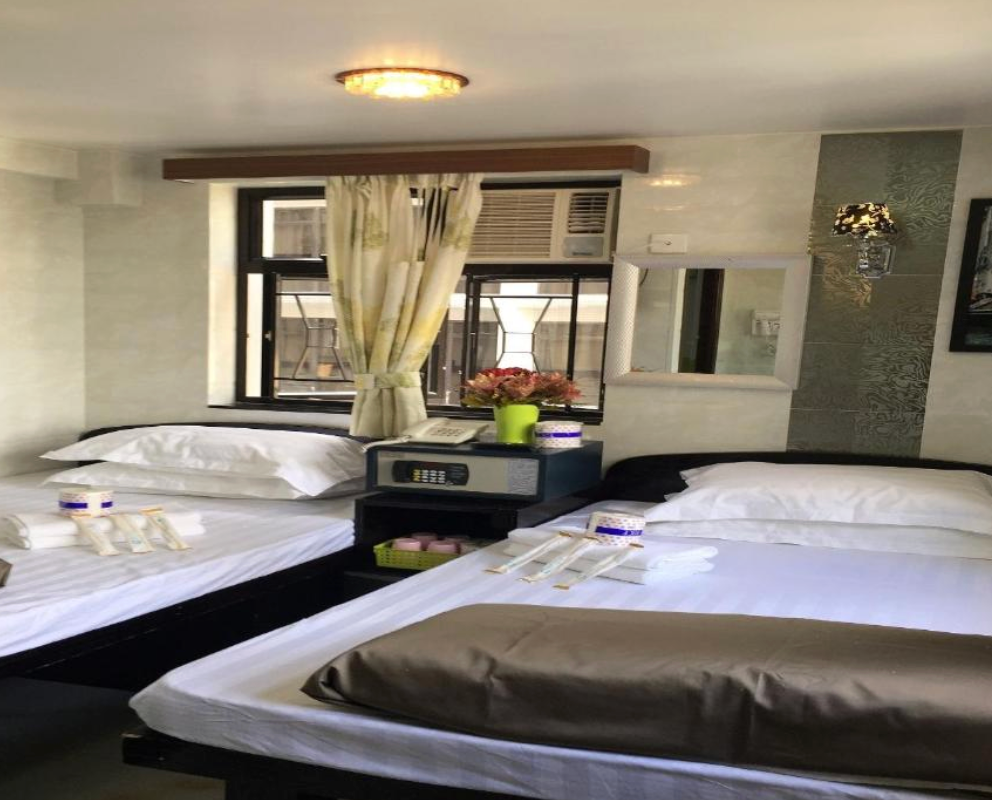 room detail thumbnail 0