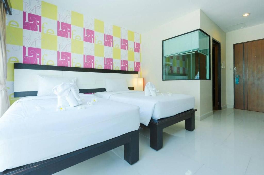 room detail thumbnail 0