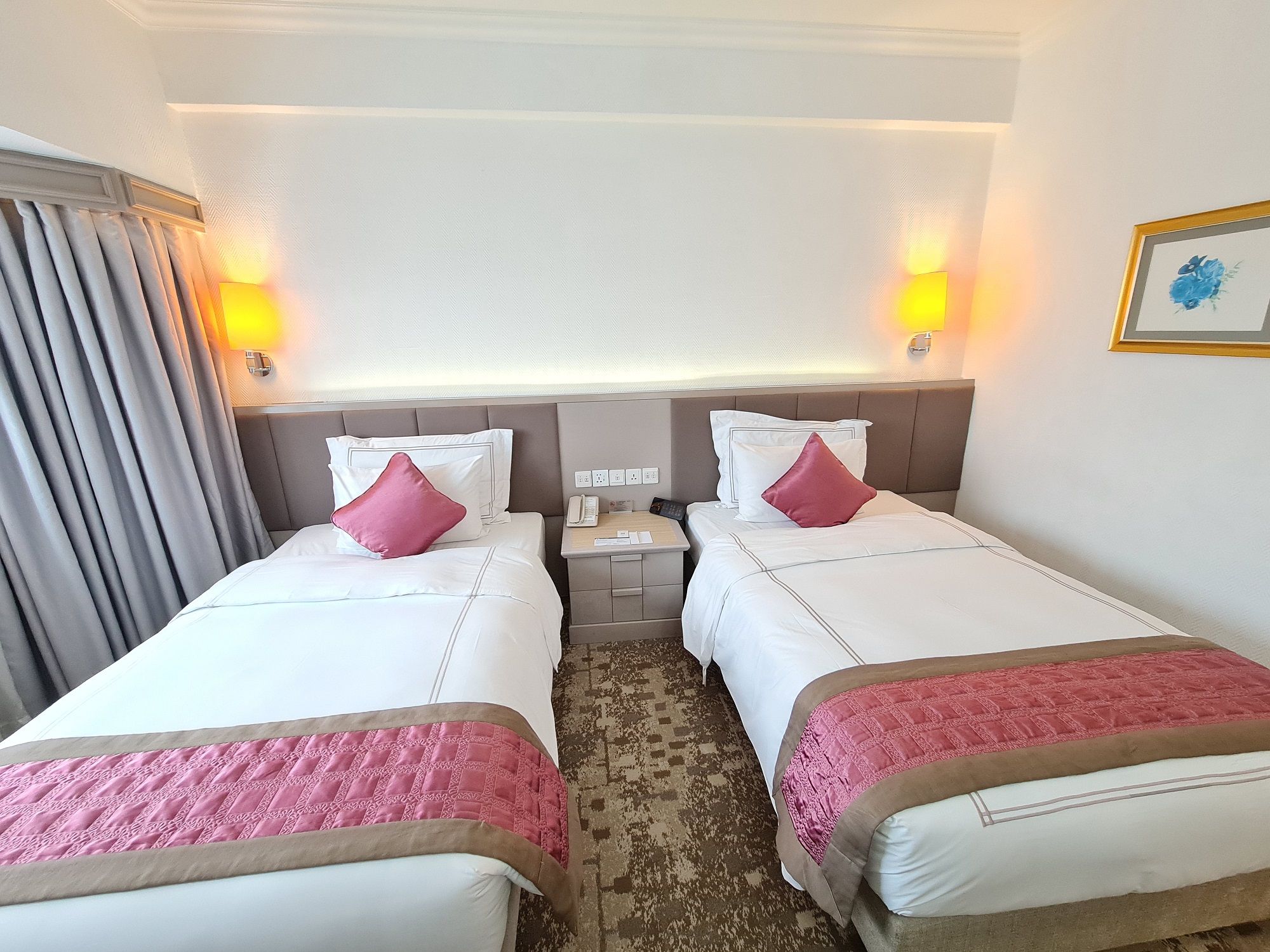 room detail thumbnail 0