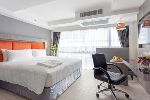 room detail thumbnail 0