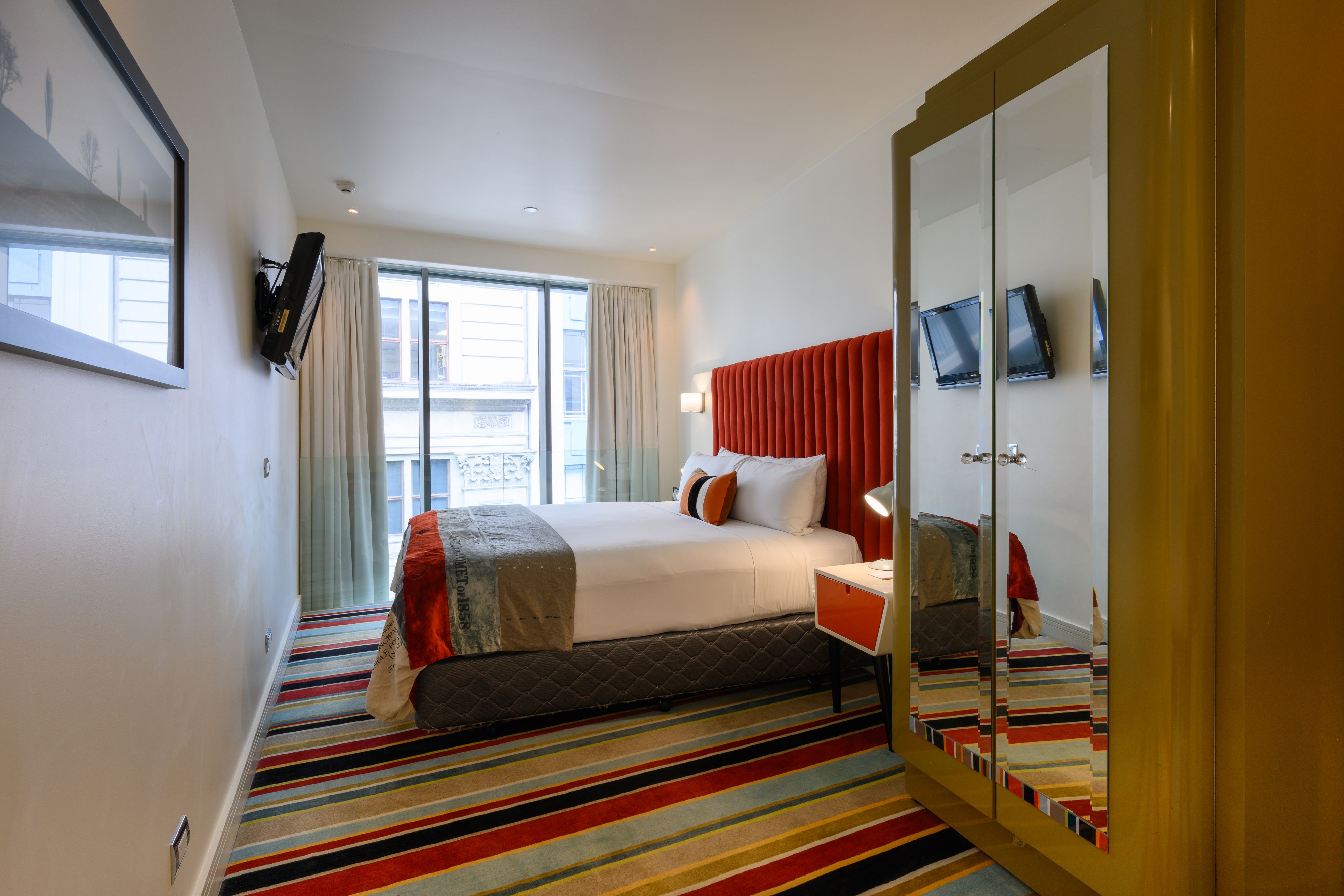 room detail thumbnail 0