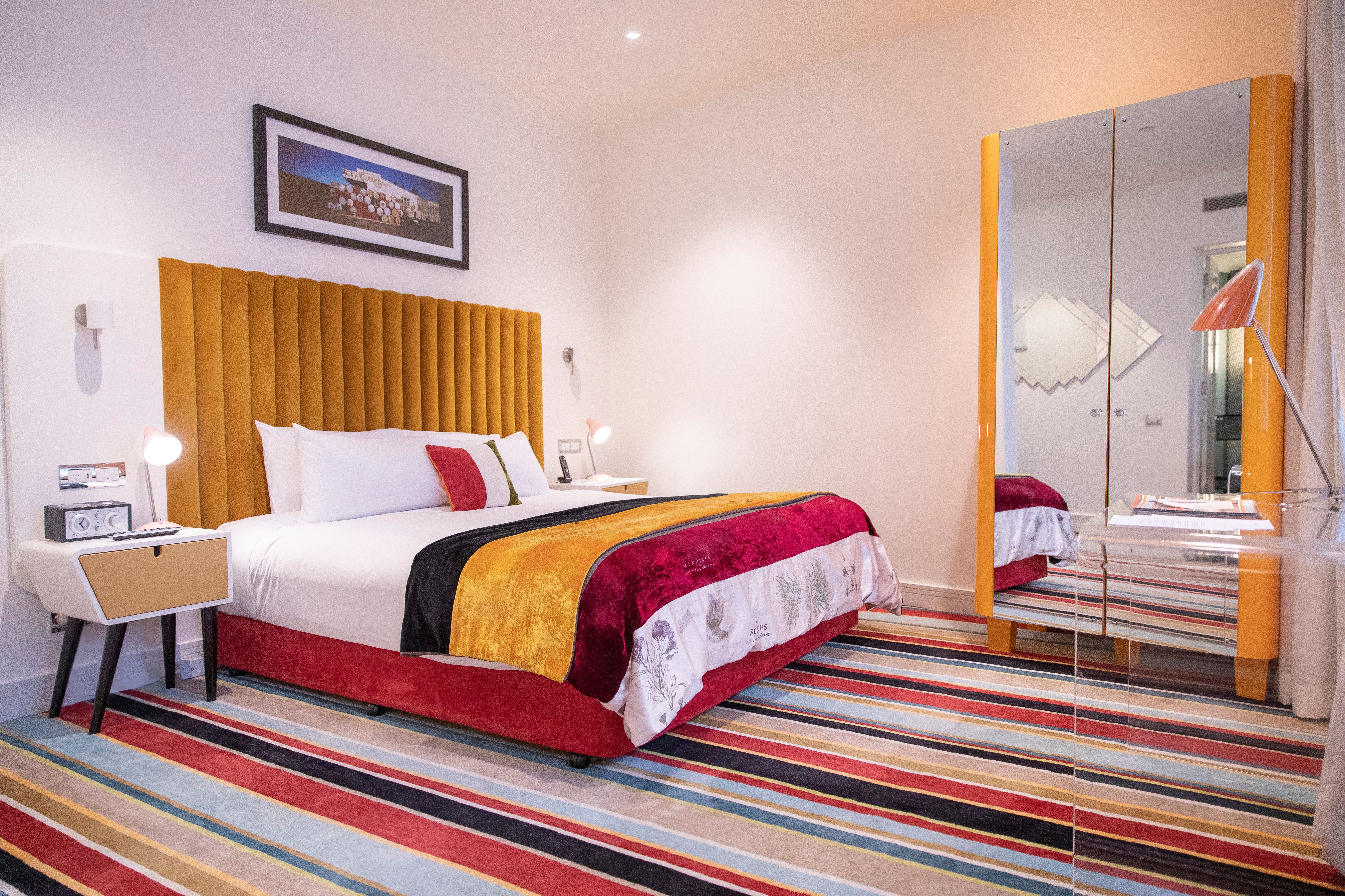 room detail thumbnail 0