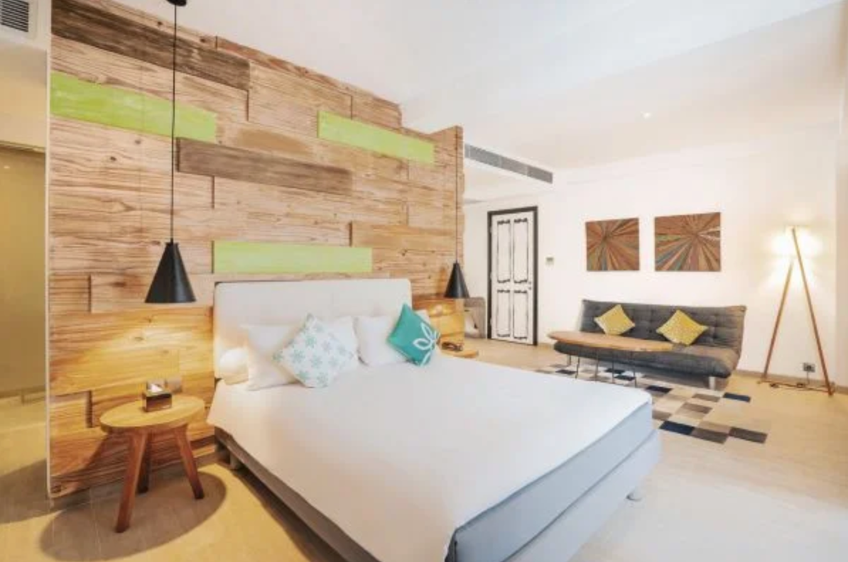 room detail thumbnail 0