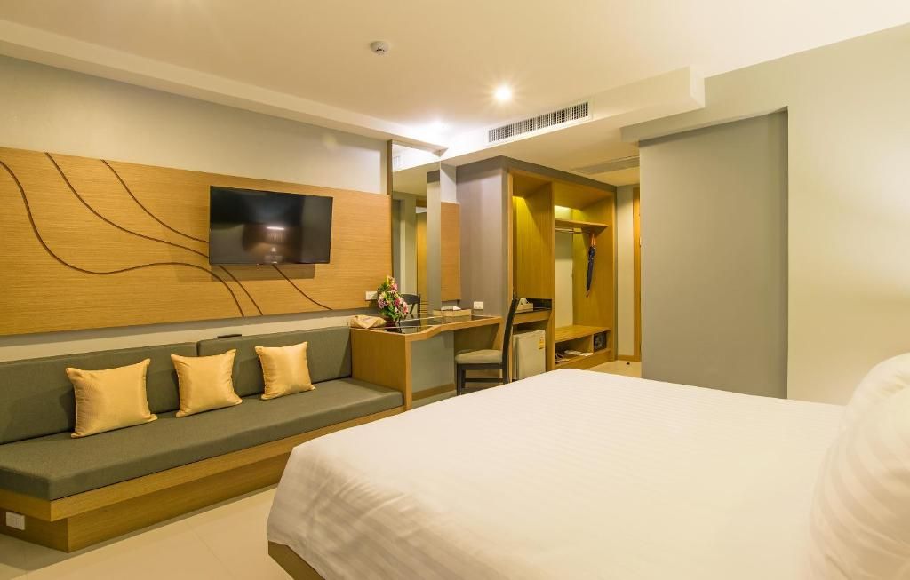 room detail thumbnail 0