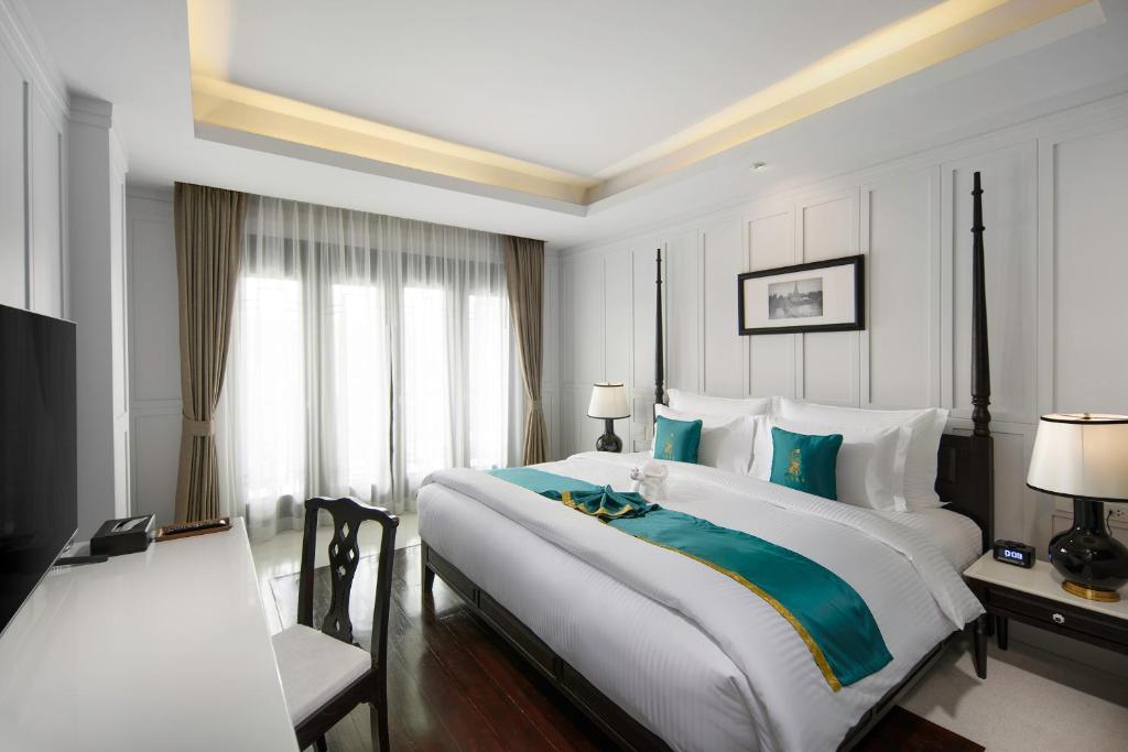 room detail thumbnail 0