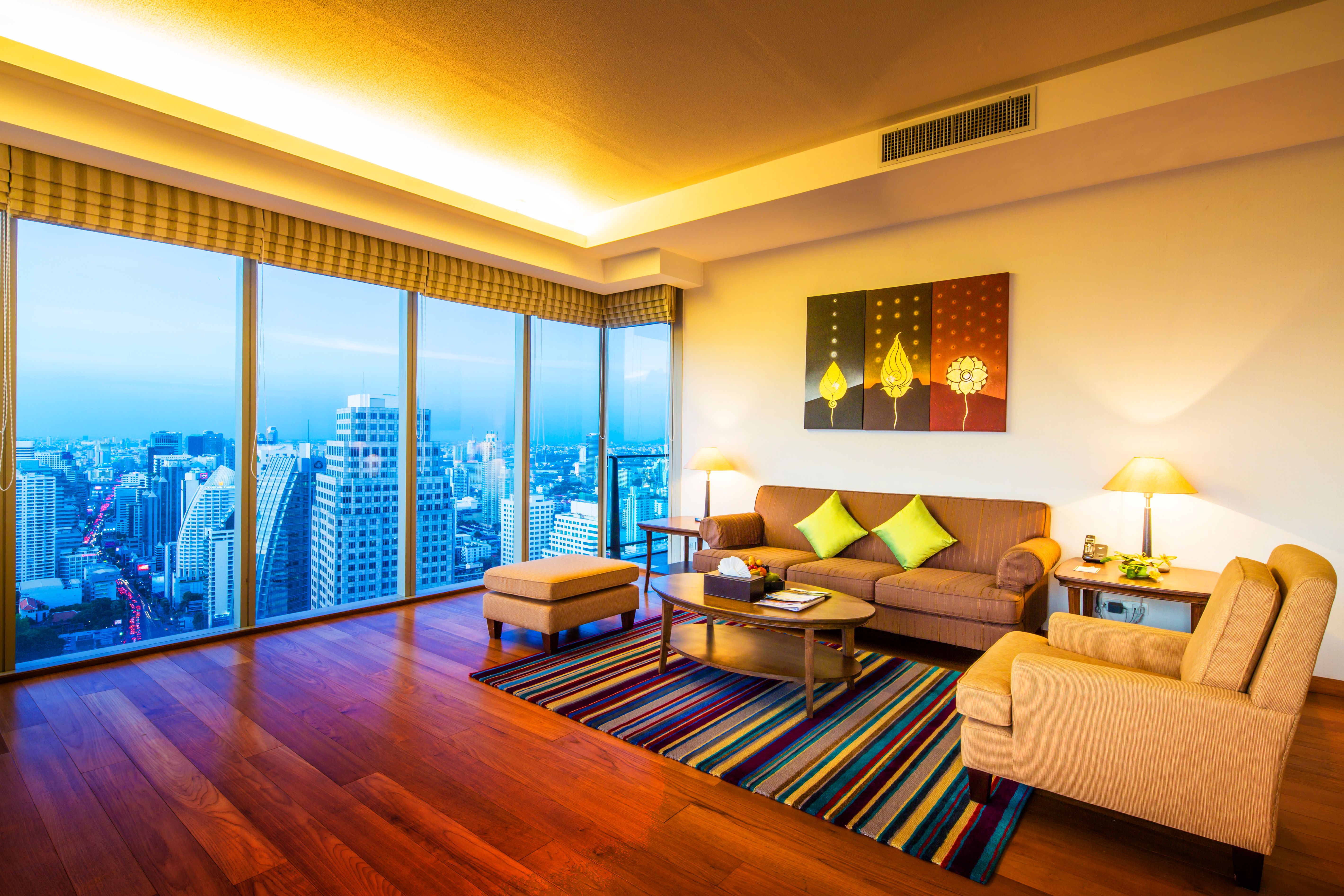 room detail thumbnail 2