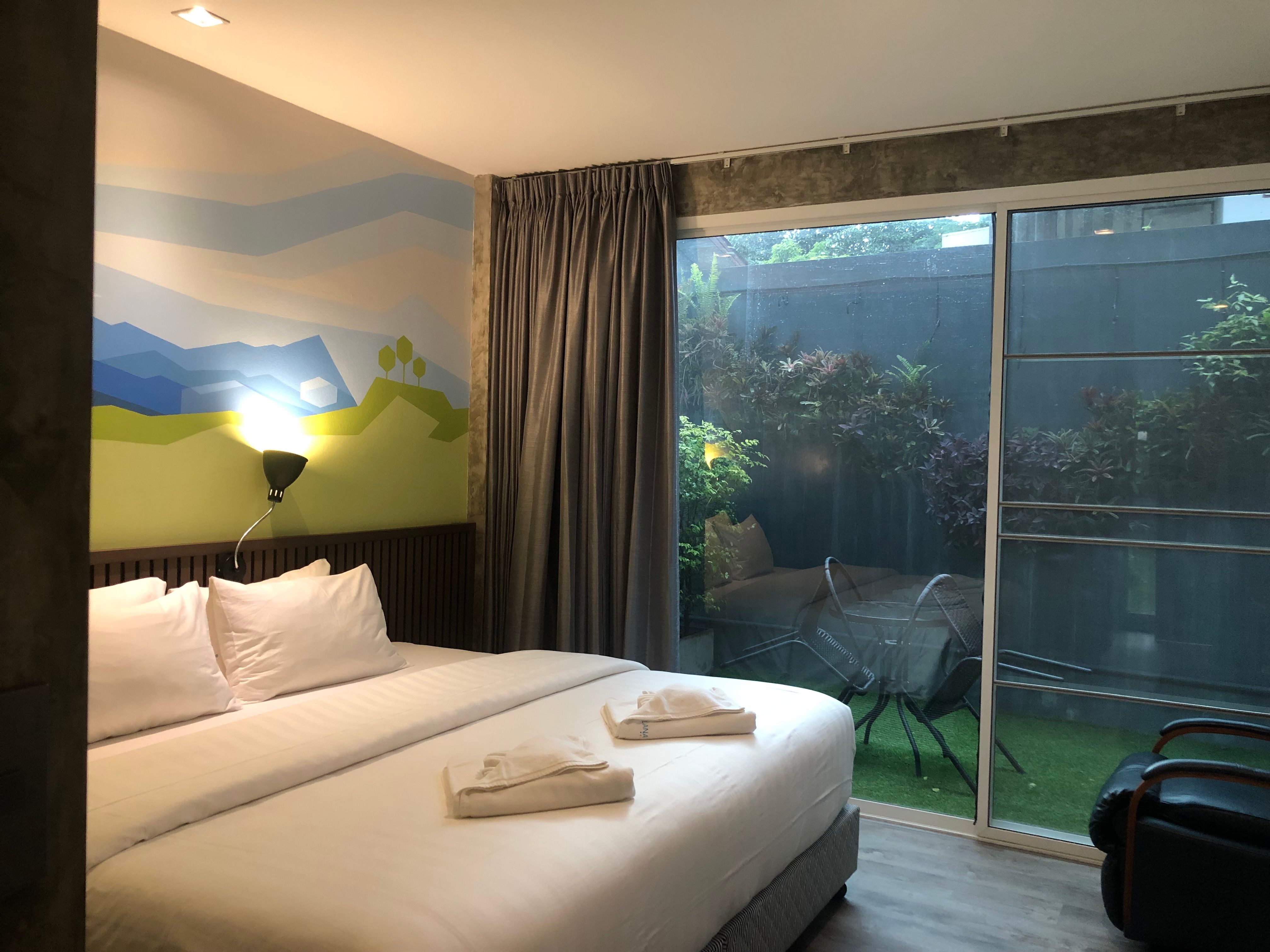 room detail thumbnail 0