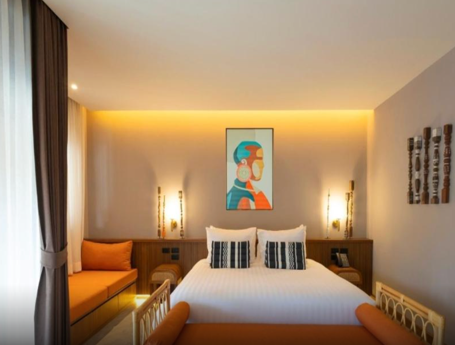 room detail thumbnail 1